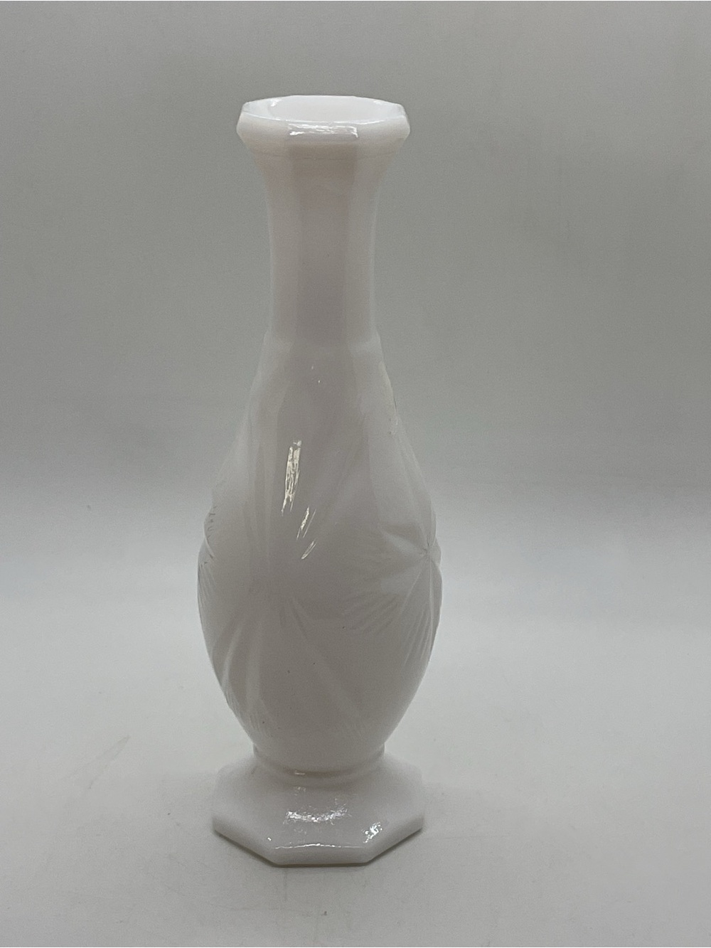Vintage White Milk Glass Starburst Bud Vase